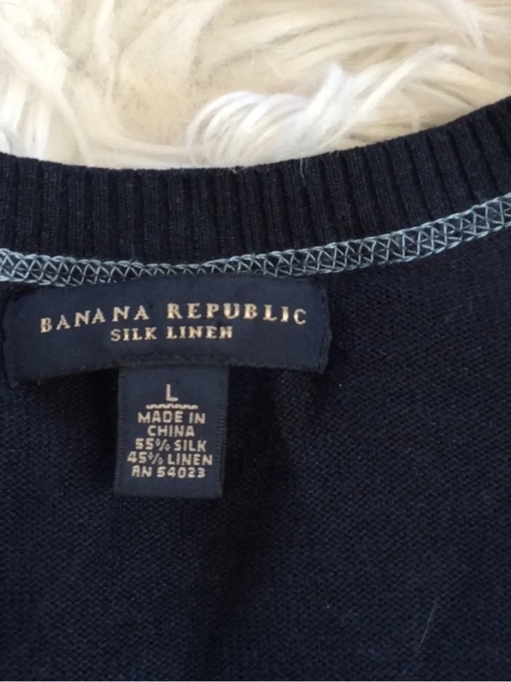 NWOT BR V-Neck Silk Linen Sweater